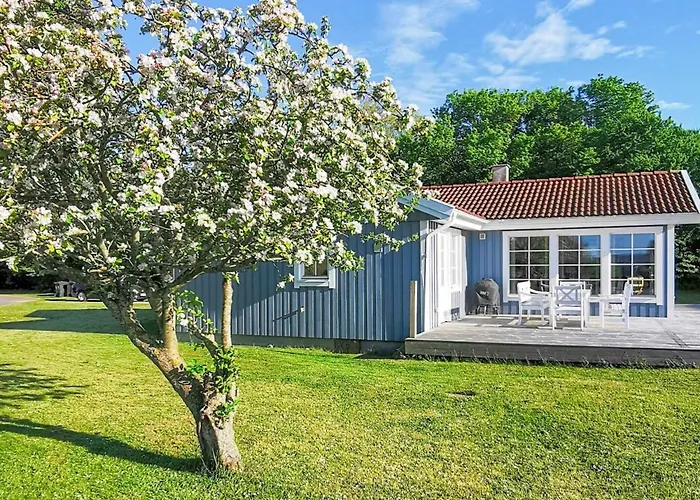 7 Person In Svendborg-by Traum *